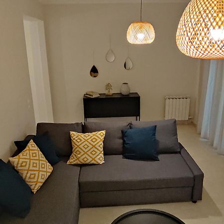 Angelique'S Cozy Apartment Alepou المظهر الخارجي الصورة